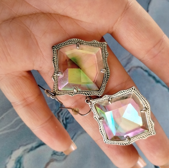 Kendra Scott Clear Iridescent Earrings - Picture 3 of 4